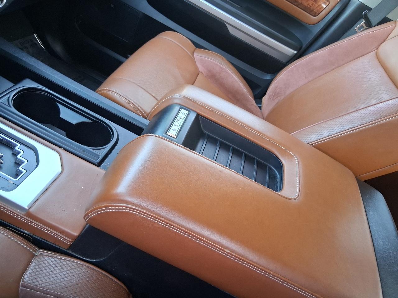 Toyota Tundra 4WD Truck CrewMax 5.7L V8 6-Spd AT 1794 (Natl) 2014