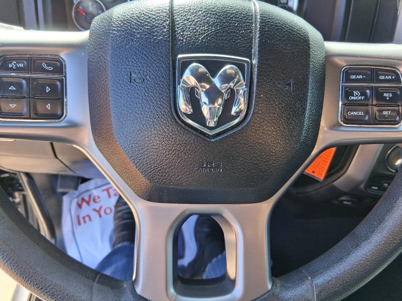 RAM 1500 Classic Warlock 4x4 Crew Cab 5'7" Box 2022