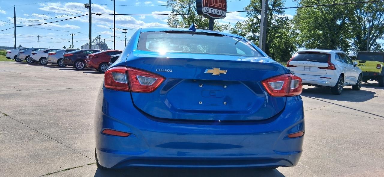 Chevrolet Cruze 4dr Sdn 1.4L LT w/1SD 2017