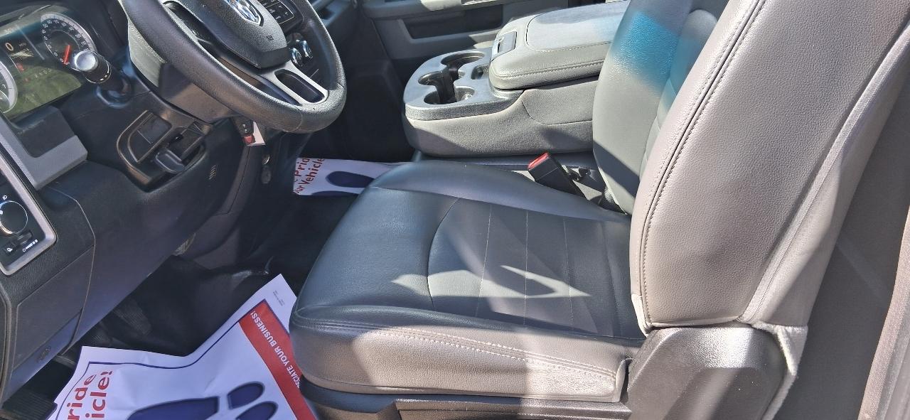 RAM 1500 Classic Tradesman 4x2 Reg Cab 8' Box 2019