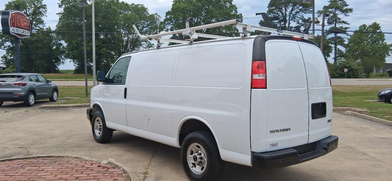 GMC Savana Cargo Van RWD 2500 135" 2023