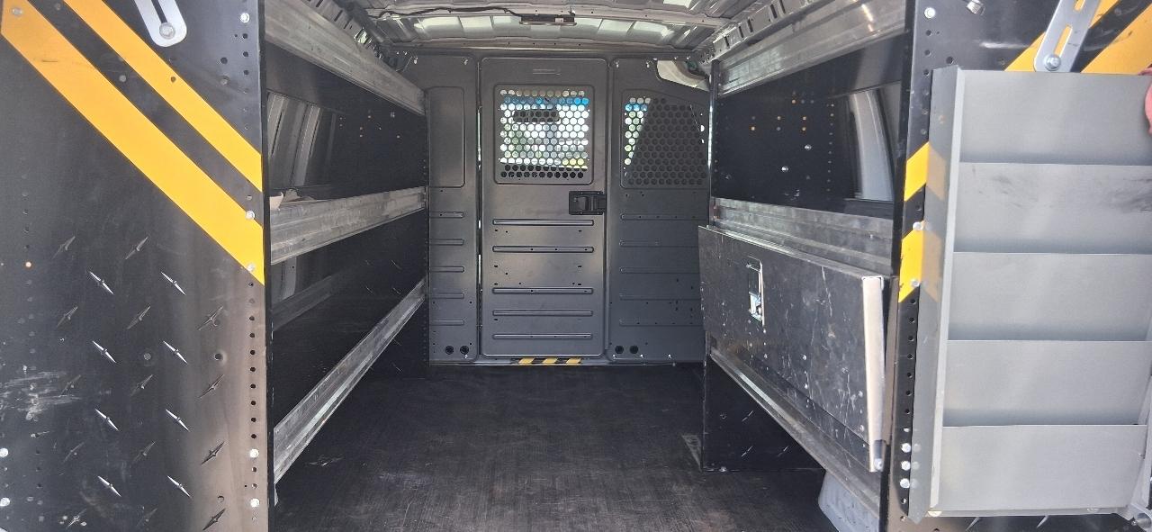 GMC Savana Cargo Van RWD 2500 135" 2023