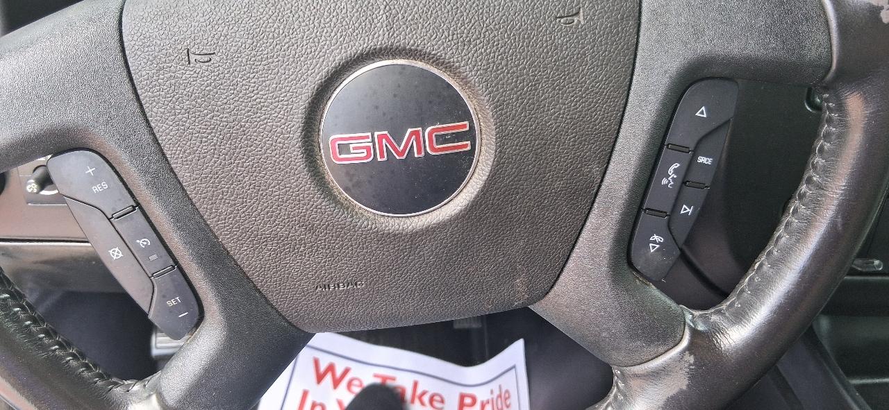 GMC Savana Cargo Van RWD 2500 135" 2023