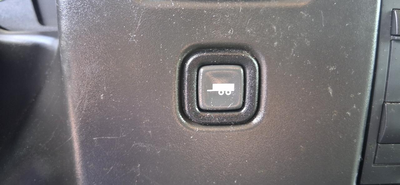 GMC Savana Cargo Van RWD 2500 135" 2023