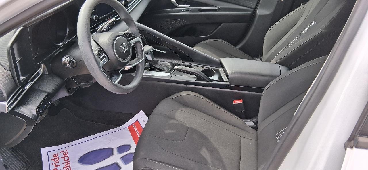 Hyundai Elantra SEL IVT 2021