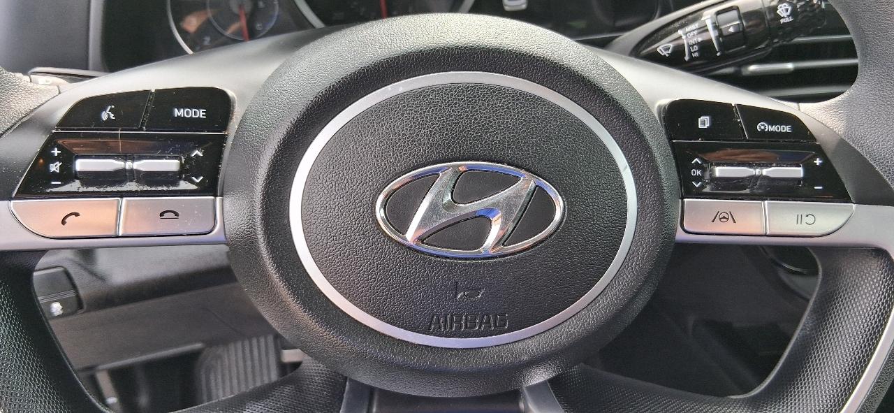Hyundai Elantra SEL IVT 2021