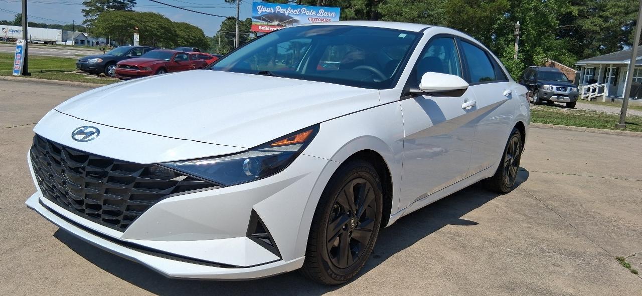 Hyundai Elantra SEL IVT 2023