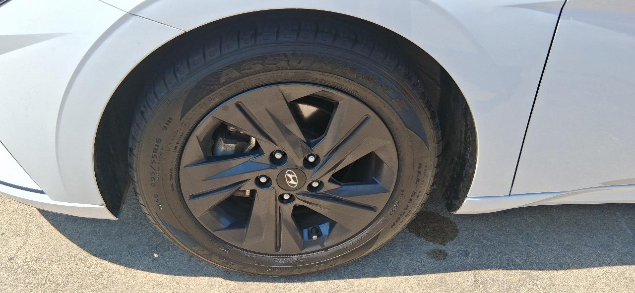 Hyundai Elantra SEL IVT 2023