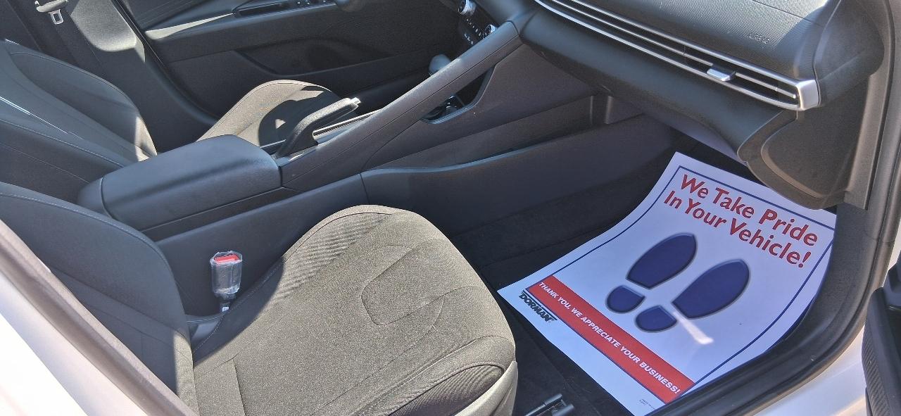 Hyundai Elantra SEL IVT 2023