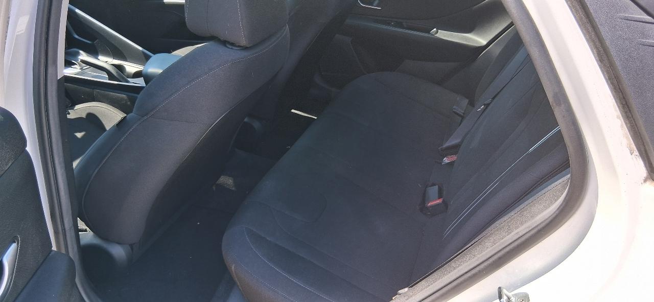 Hyundai Elantra SEL IVT 2023