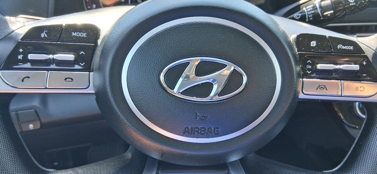 Hyundai Elantra SEL IVT 2023
