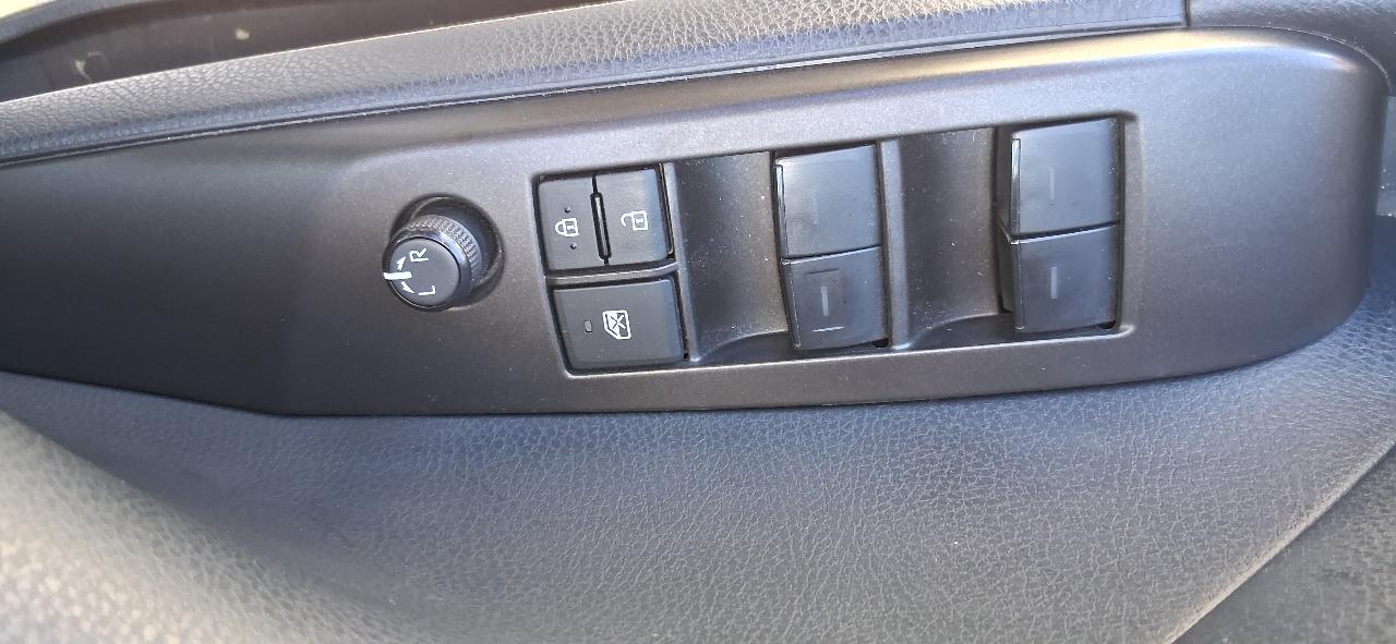 Toyota Camry LE Auto (Natl) 2023
