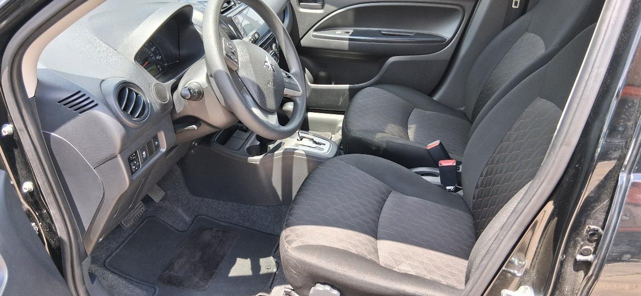 Mitsubishi Mirage ES CVT 2024