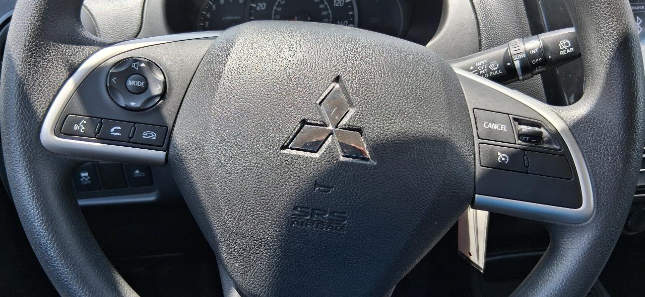 Mitsubishi Mirage ES CVT 2024
