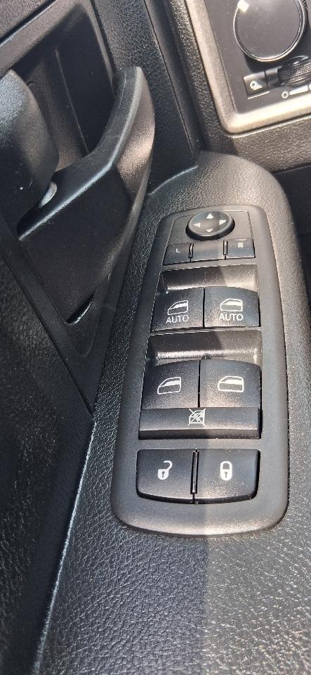 RAM 1500 Classic Tradesman 4x2 Quad Cab 6'4" Box 2019