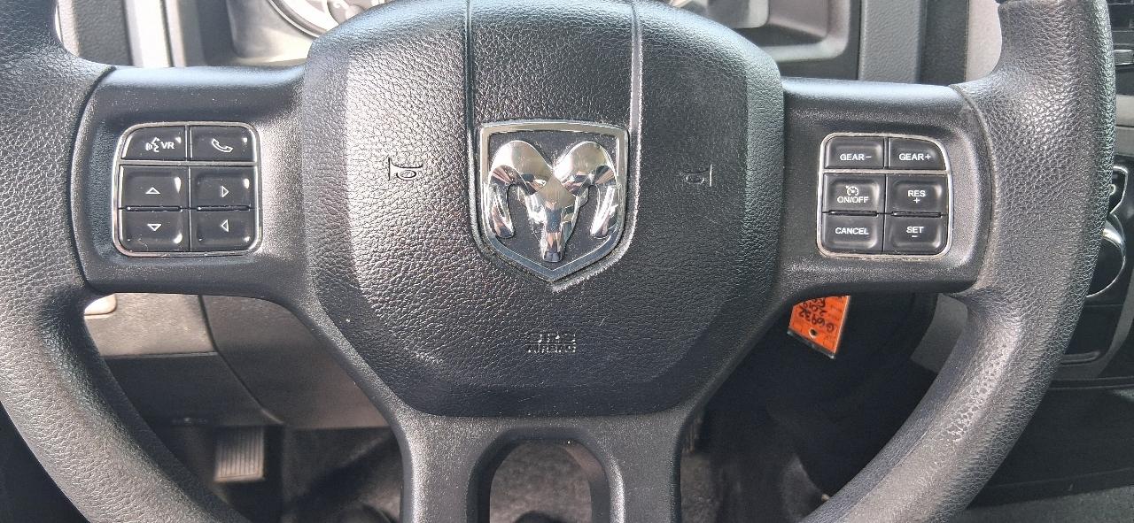 RAM 1500 Classic Tradesman 4x2 Quad Cab 6'4" Box 2019