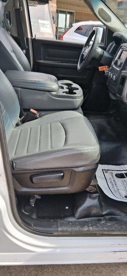 RAM 1500 Classic Tradesman 4x2 Quad Cab 6'4" Box 2019