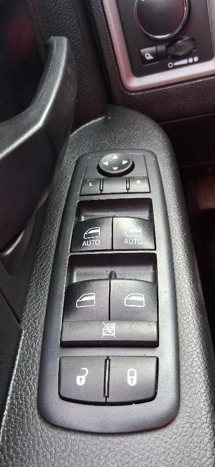 RAM 1500 Classic Tradesman 4x2 Quad Cab 6'4" Box 2019
