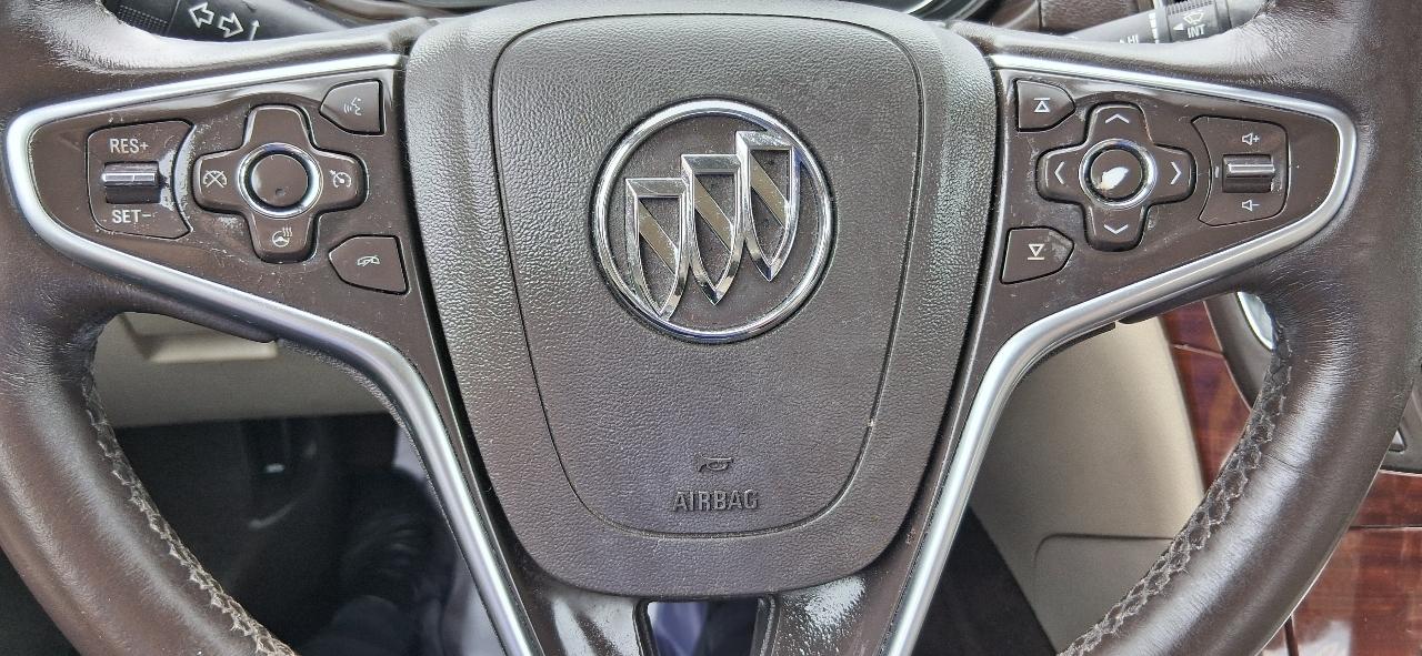 Buick Regal 4dr Sdn Premium I FWD 2015
