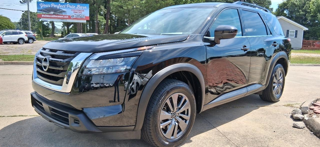 Nissan Pathfinder SV 2WD 2025