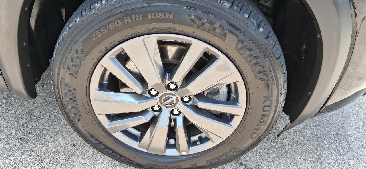 Nissan Pathfinder SV 2WD 2025