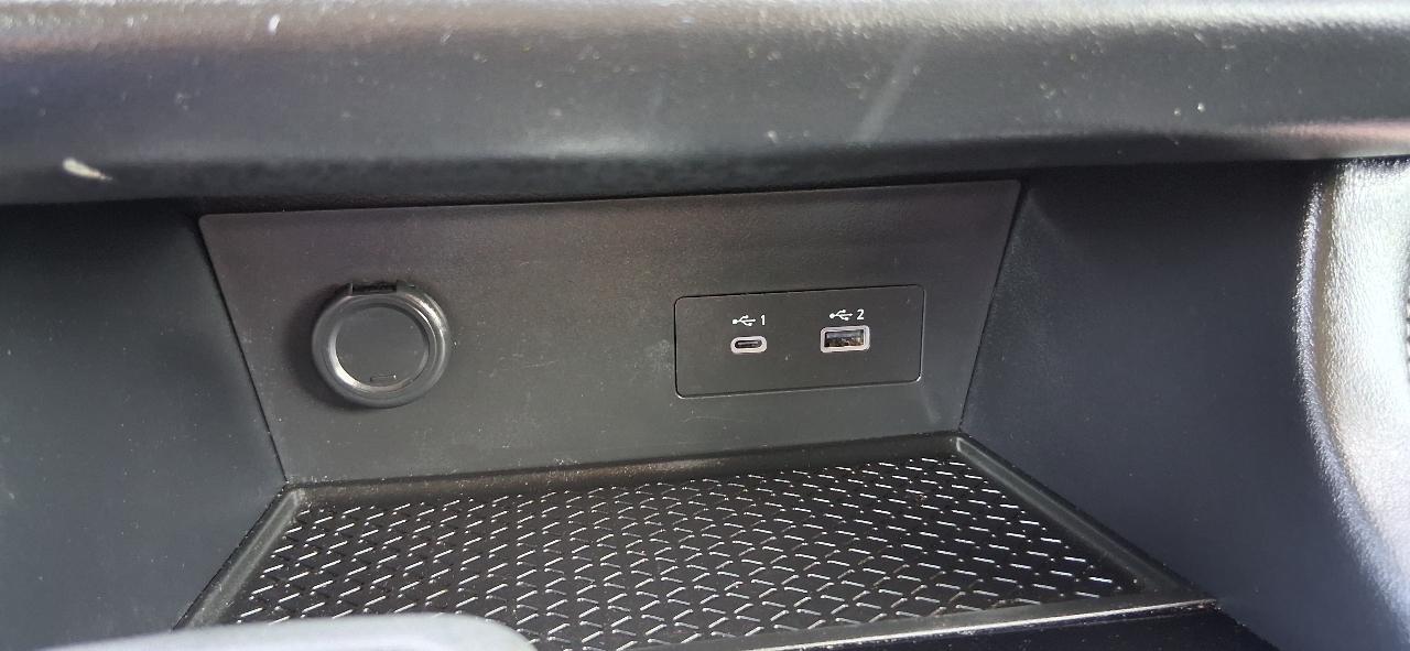 Nissan Pathfinder SV 2WD 2025