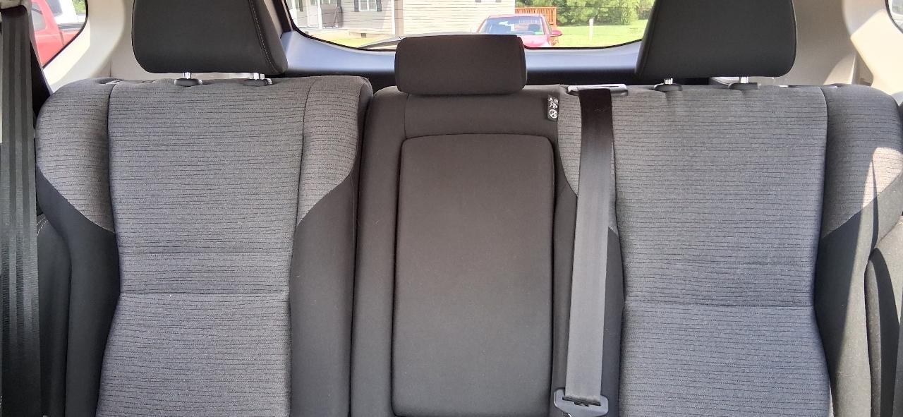 Nissan Rogue FWD SV *Ltd Avail* 2023