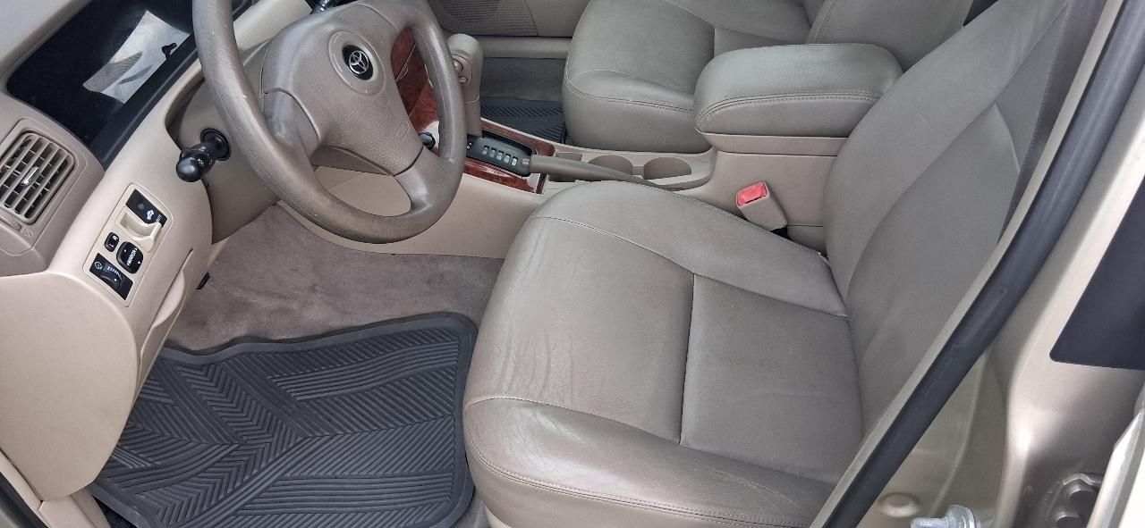 Toyota Corolla 4dr Sdn Auto LE (Natl) 2007
