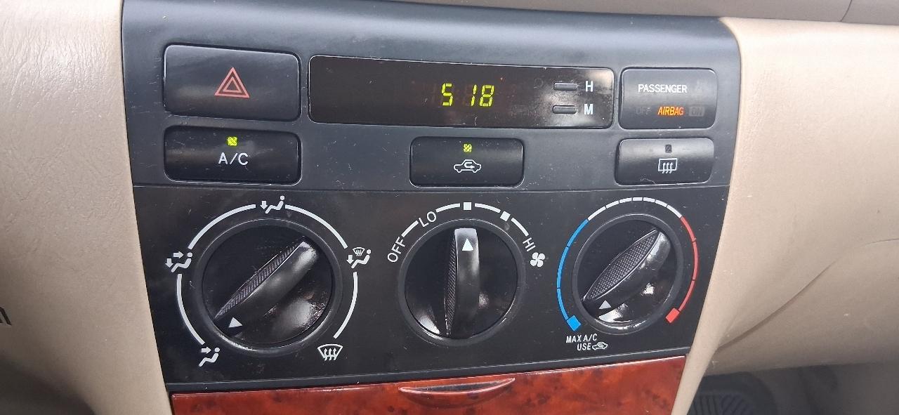 Toyota Corolla 4dr Sdn Auto LE (Natl) 2007