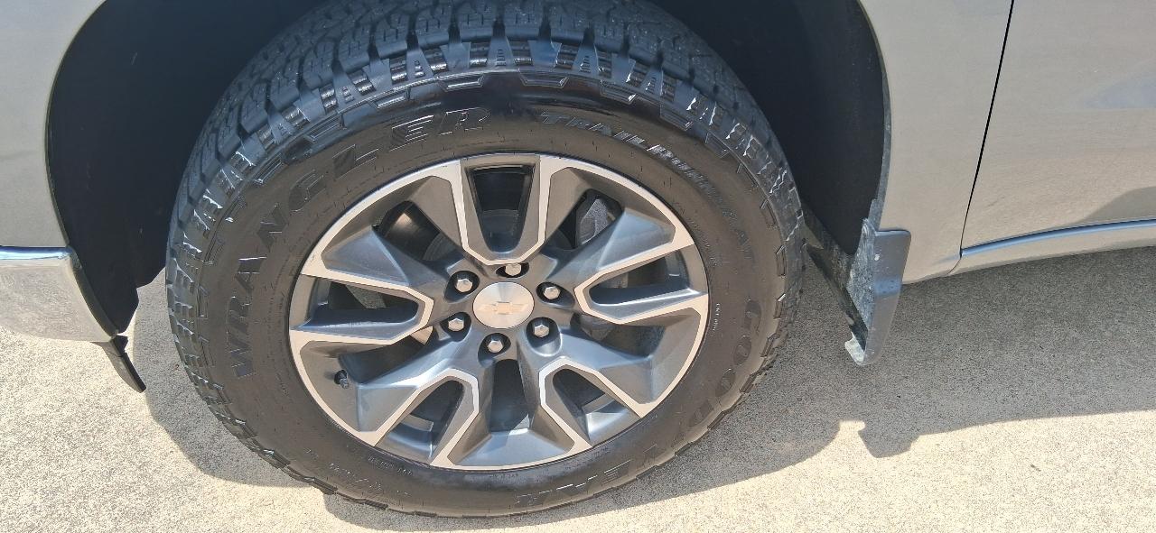 Chevrolet Silverado 1500 Crew Cab Crew Cab 143.5" WB 4WD Z71 2024