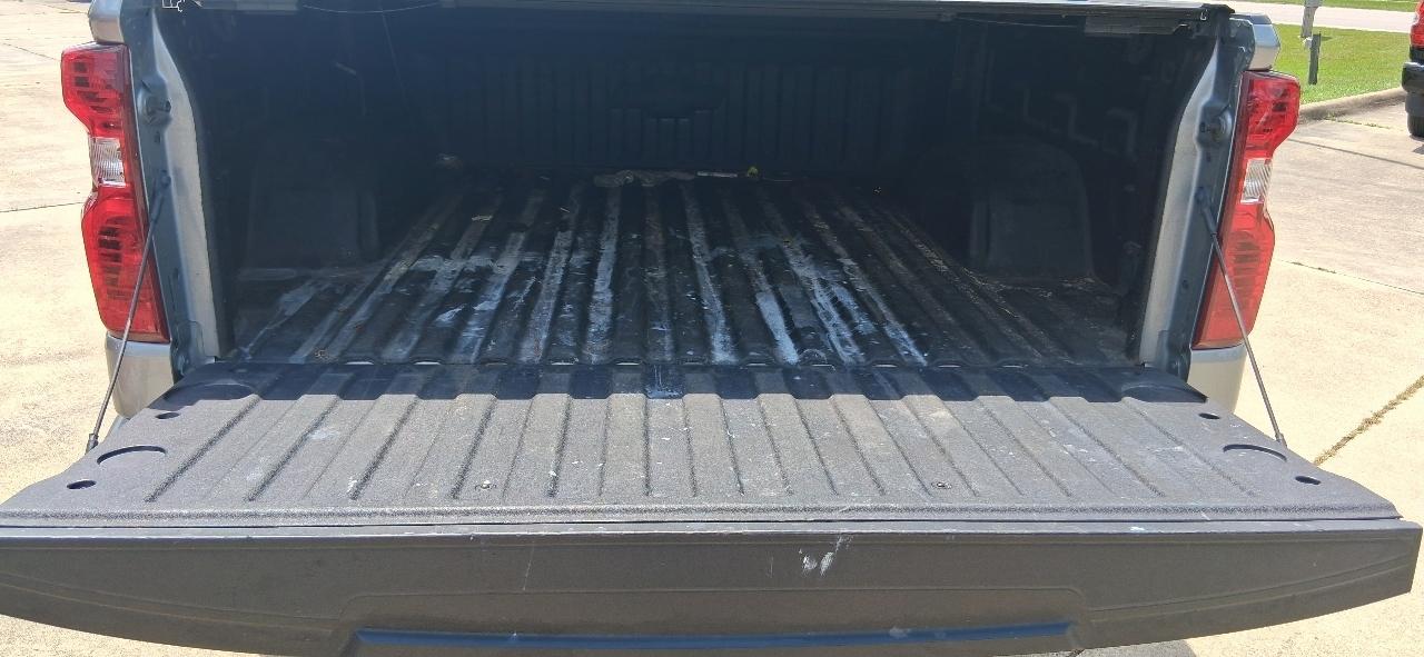 Chevrolet Silverado 1500 Crew Cab Crew Cab 143.5" WB 4WD Z71 2024