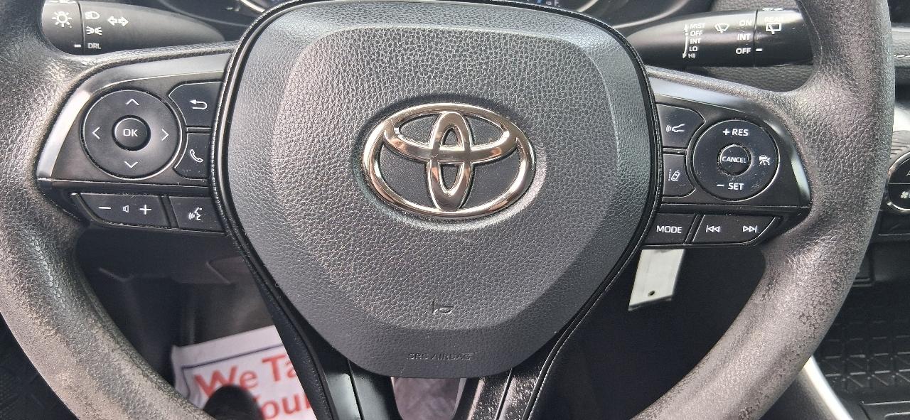 Toyota RAV4 Hybrid LE AWD (Natl) 2021