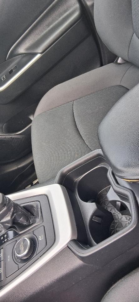 Toyota RAV4 Hybrid LE AWD (Natl) 2021