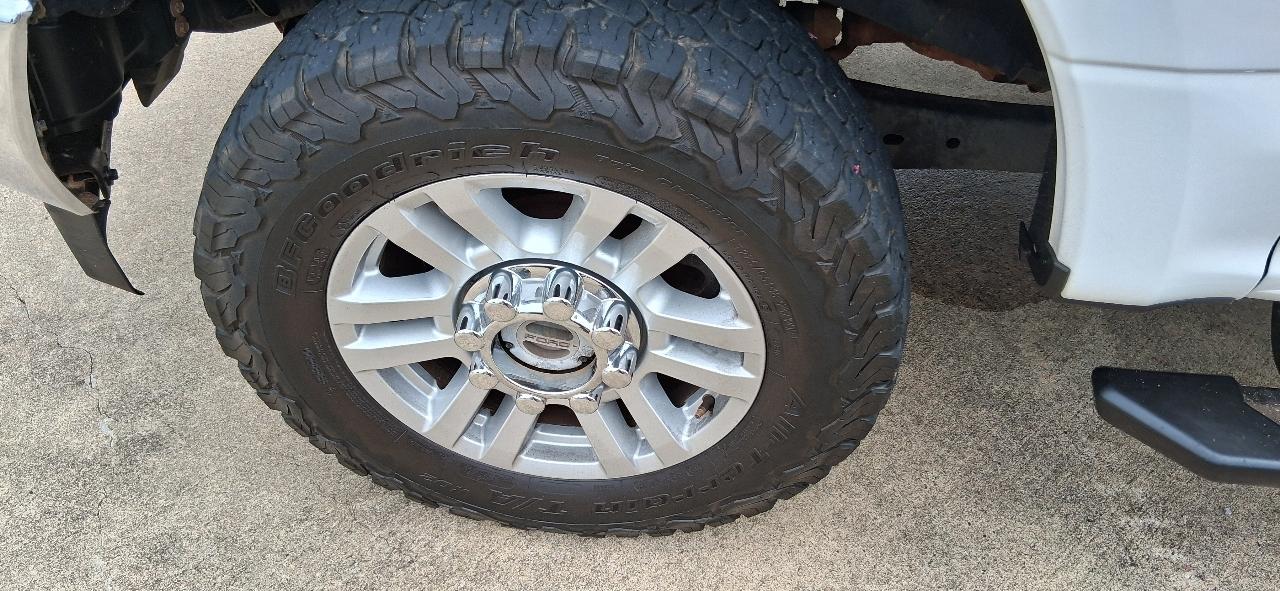 Ford Super Duty F-250 SRW XL 4WD Crew Cab 8' Box 2019