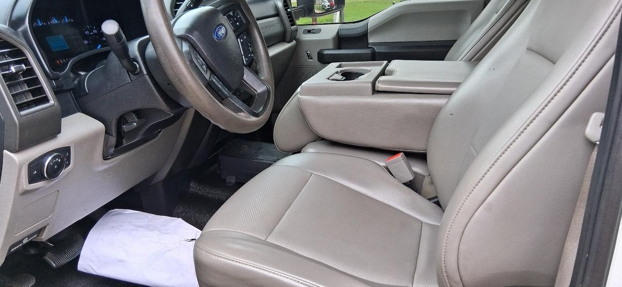 Ford Super Duty F-250 SRW XL 4WD Crew Cab 8' Box 2019