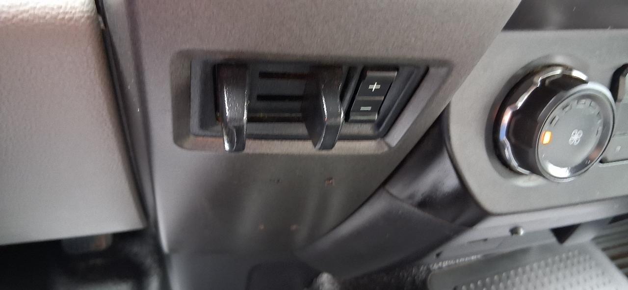 Ford Super Duty F-250 SRW XL 4WD Crew Cab 8' Box 2019