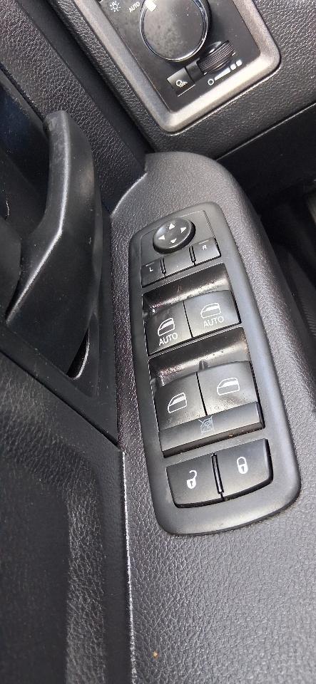 RAM 1500 2WD Quad Cab 140.5" Tradesman 2016