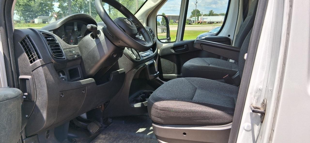 RAM ProMaster Cargo Van 1500 Low Roof 136" WB 2022