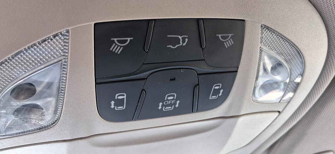 Chrysler Voyager LX FWD 2023