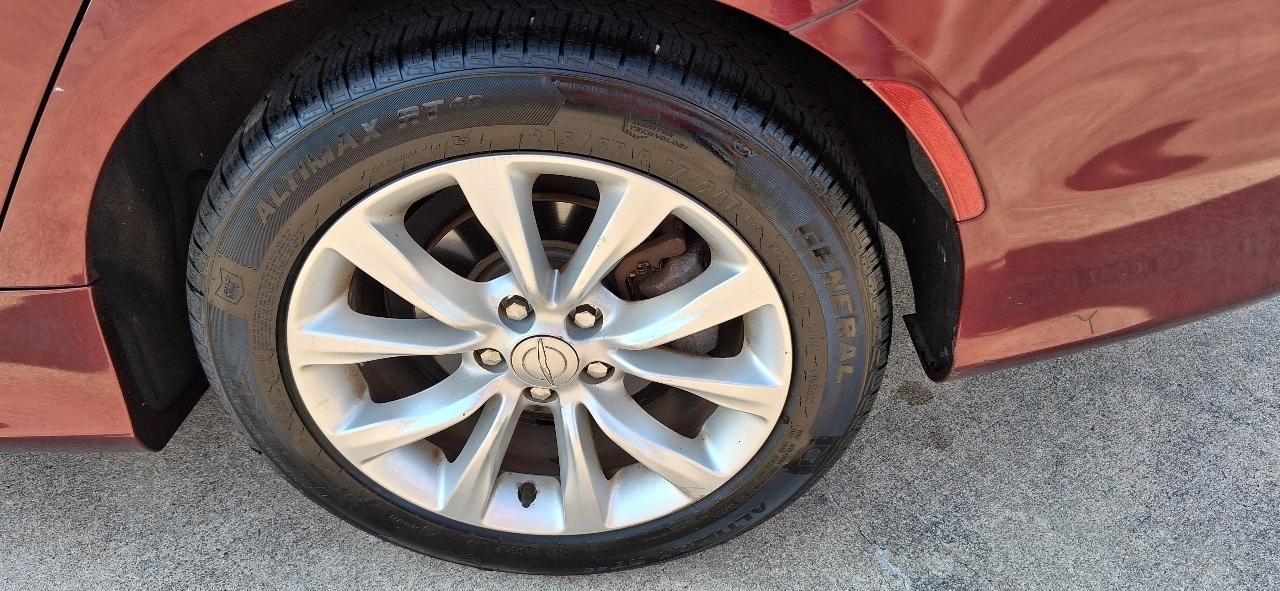 Chrysler 200 4dr Sdn C FWD 2016