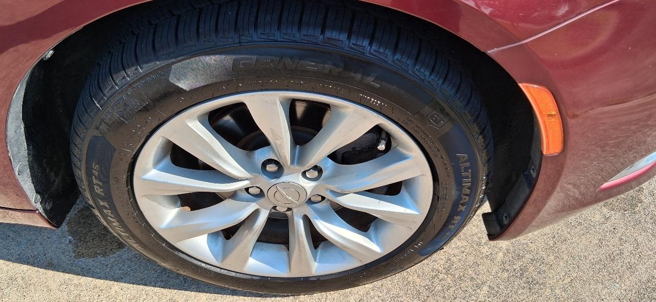 Chrysler 200 4dr Sdn C FWD 2016