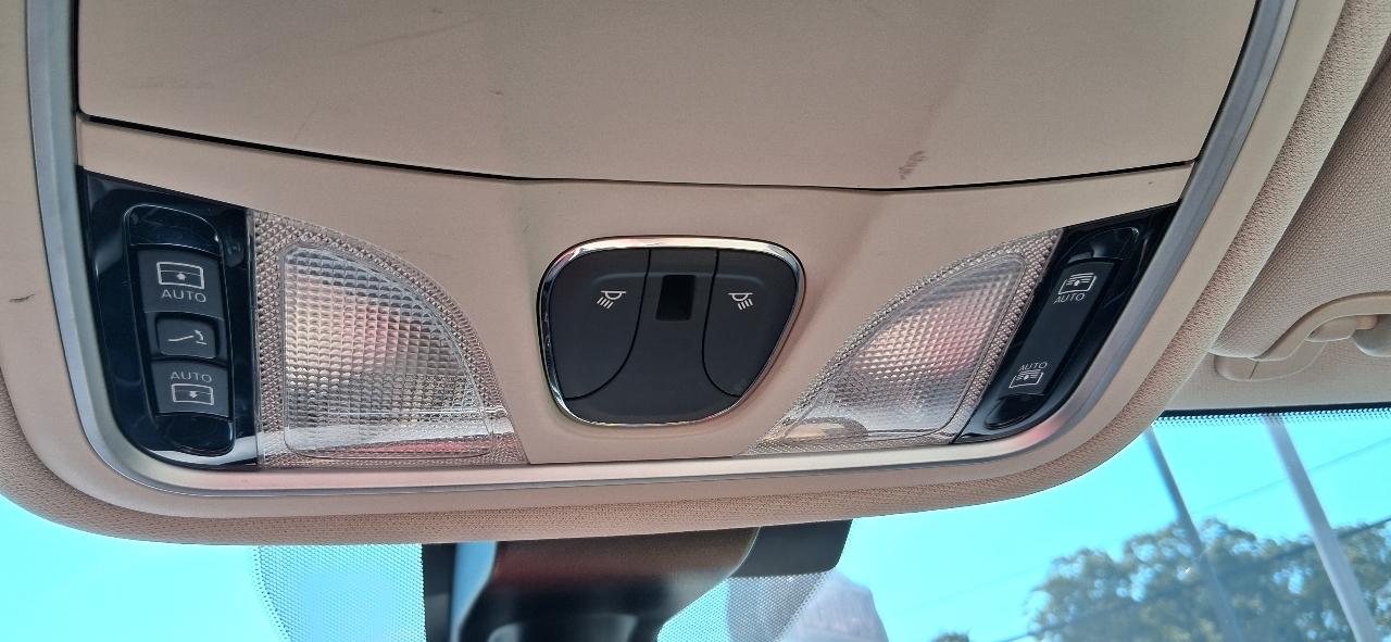 Chrysler 200 4dr Sdn C FWD 2016