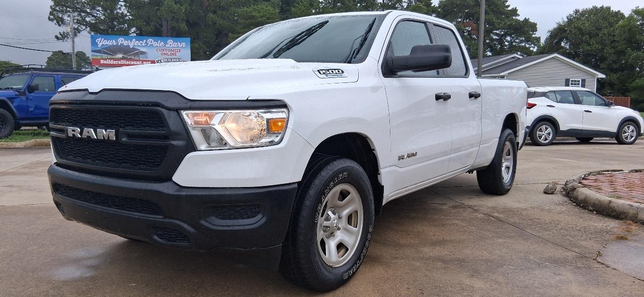 RAM 1500 Tradesman 4x4 Quad Cab 6'4" Box 2022