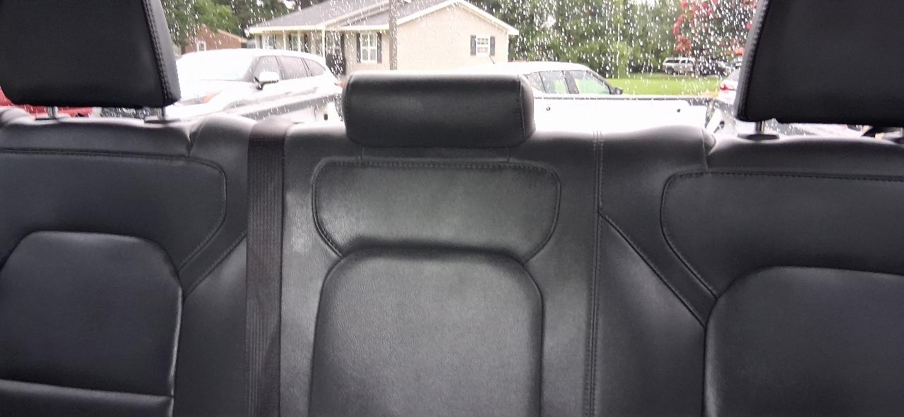 RAM 1500 Tradesman 4x4 Quad Cab 6'4" Box 2022