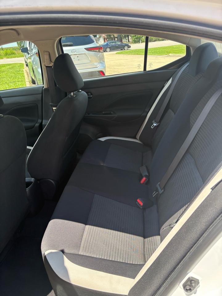 Nissan Versa SV CVT 2022