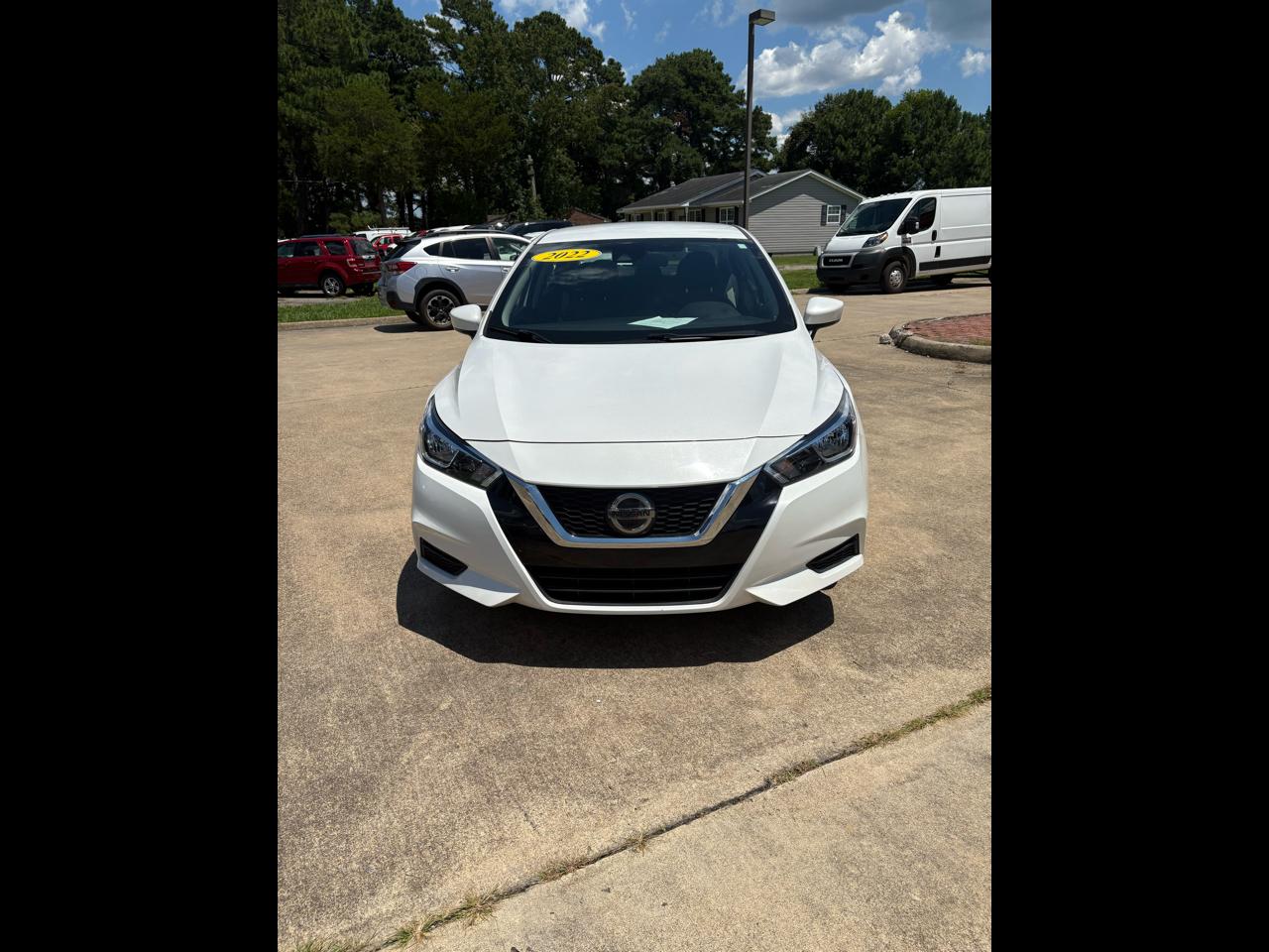 Nissan Versa SV CVT 2022