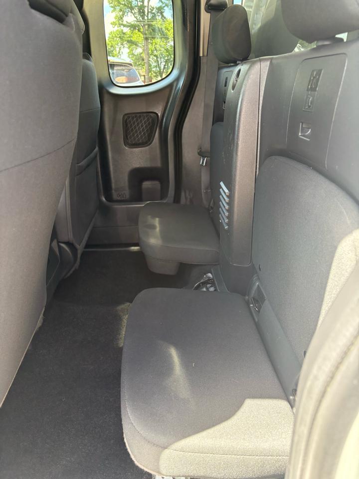 Nissan Frontier King Cab 4x4 S 2024
