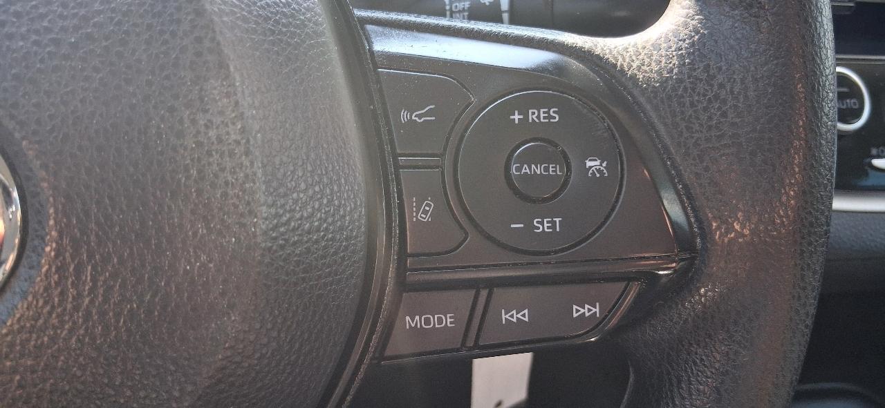 Toyota Corolla LE CVT (Natl) 2022