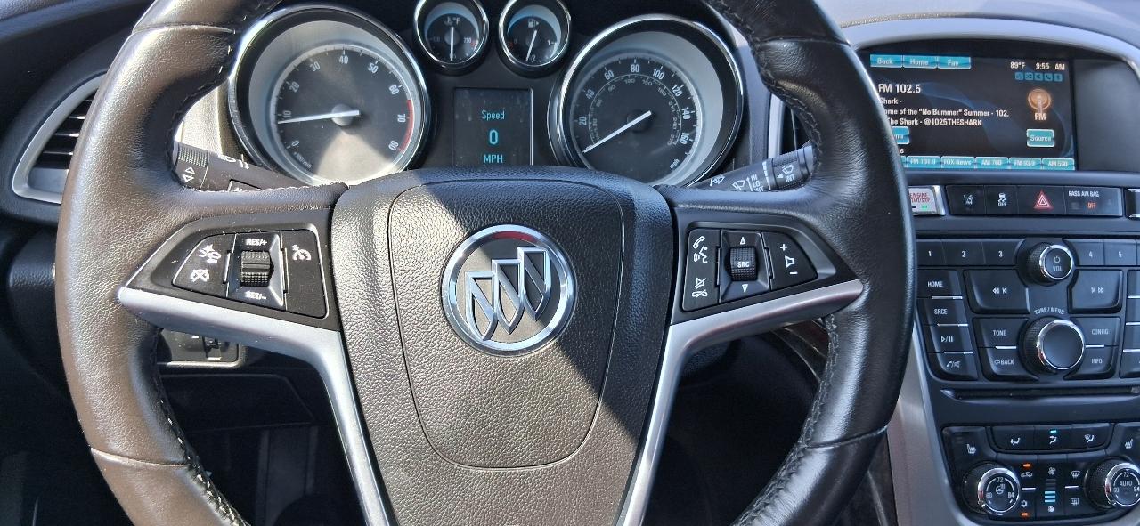 Buick Verano 4dr Sdn Leather Group 2015