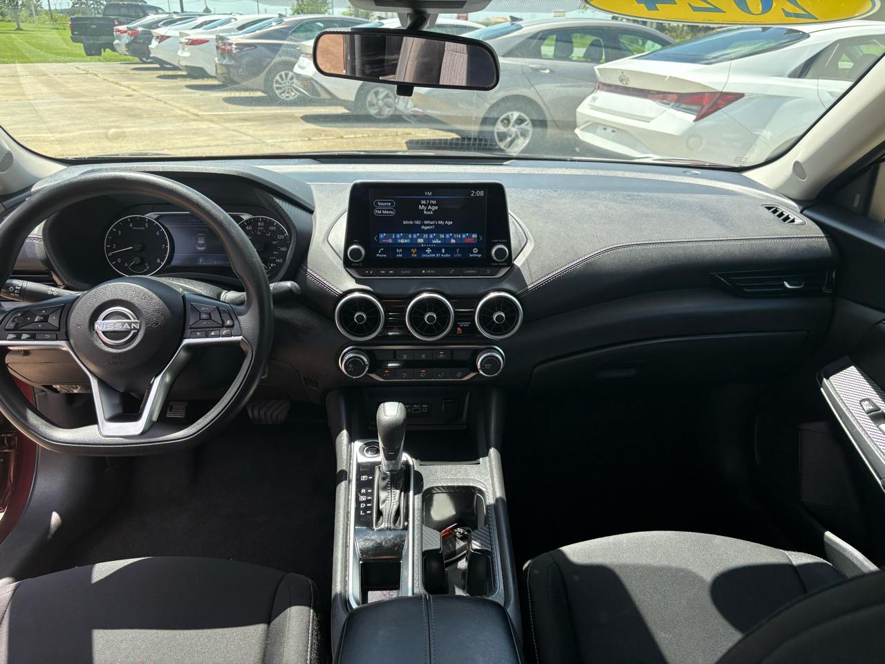 Nissan Sentra SV CVT 2024